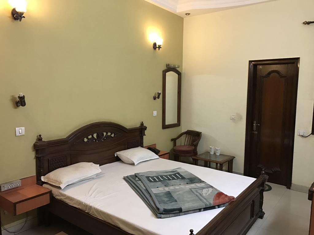 Hotel D R International Ambala Ngoại thất bức ảnh